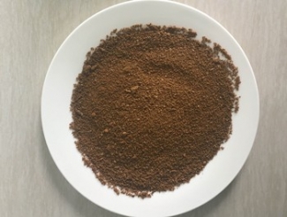 褐色聚合（hé）氯化鋁